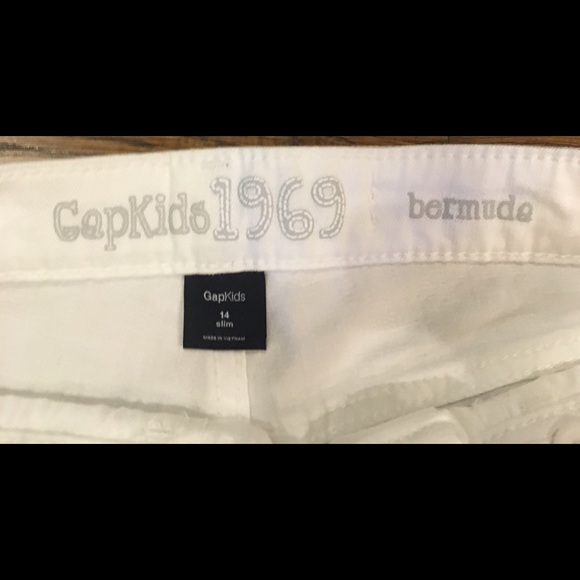 NWT Gap White Bermuda Shorts Size-14 Slim - Picture 2 of 4